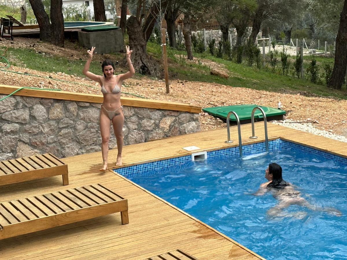 Panurlawoodenhouse Oezel Havuz& Sauna Mavi Kültér fotó
