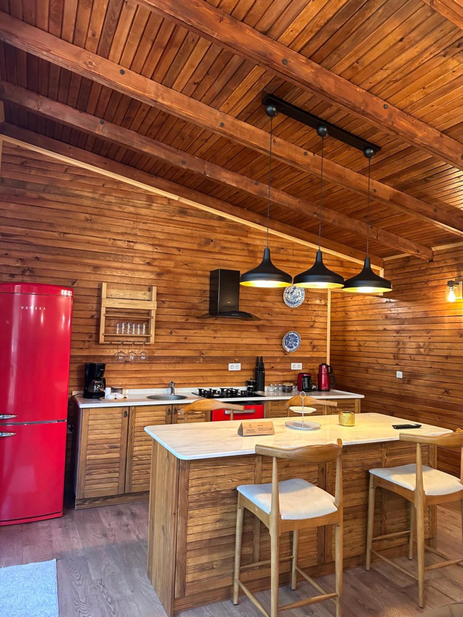 Panurlawoodenhouse Oezel Havuz& Sauna Mavi Kültér fotó